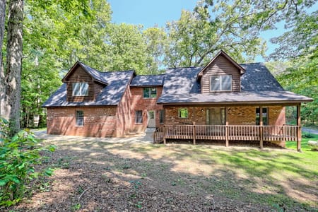 Hiawassee, GA 30546 Towns County