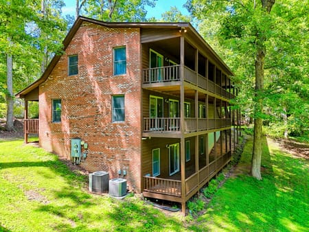 Hiawassee, GA 30546 Towns County