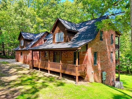 Hiawassee, GA 30546 Towns County