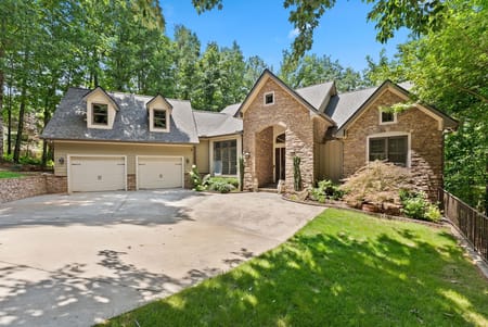 Clarkesville, GA 30523 Habersham County