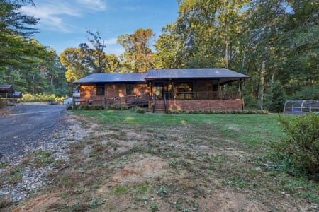 Hartwell, GA 30643 Hart County
