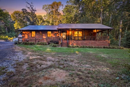Hartwell, GA 30643 Hart County