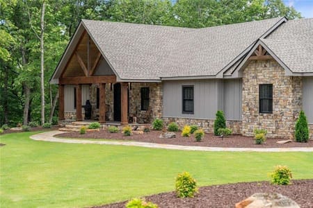 Cleveland, GA 30528 White County