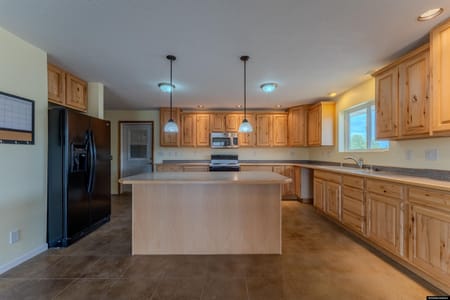 Lander, WY 82520 Fremont County