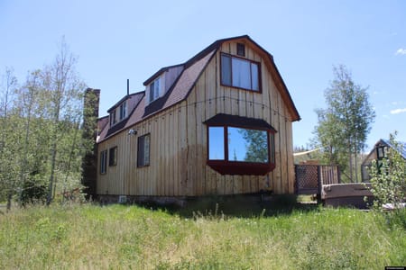 Robertson, WY 82944 Uinta County
