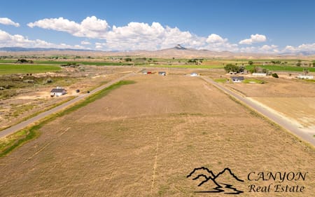 Powell, WY 82435 Park County