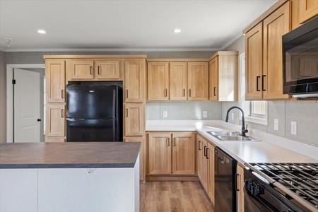 Deaver, WY 82421 Park County