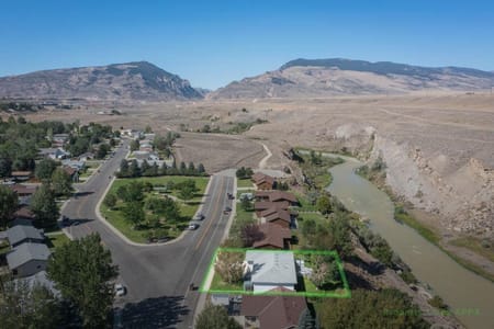 Cody, WY 82414 Park County