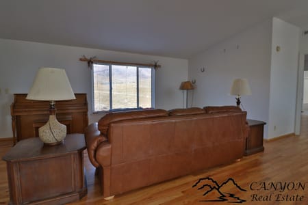 Clark, WY 82435 Park County