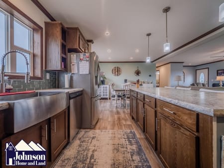 Cowley, WY 82420 Big Horn County