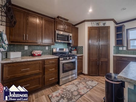 Cowley, WY 82420 Big Horn County