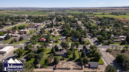 Cowley, WY 82420 Big Horn County