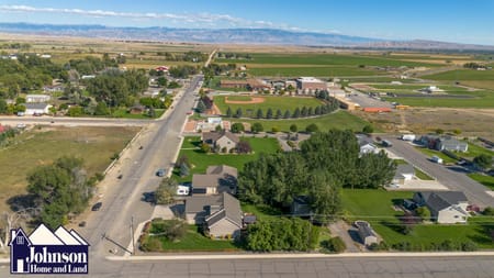 Cowley, WY 82420 Big Horn County