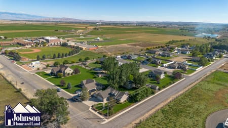 Cowley, WY 82420 Big Horn County