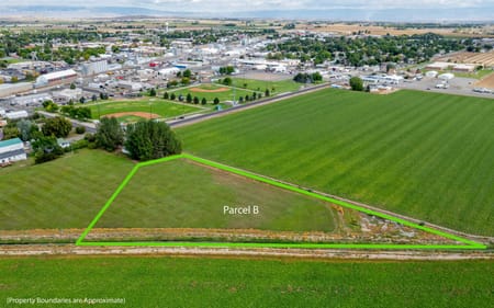 Powell, WY 82435 Park County