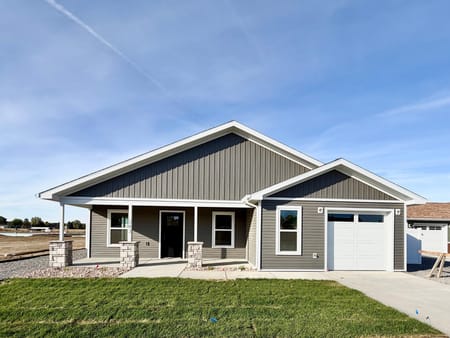 Powell, WY 82435 Park County