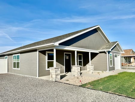 Powell, WY 82435 Park County