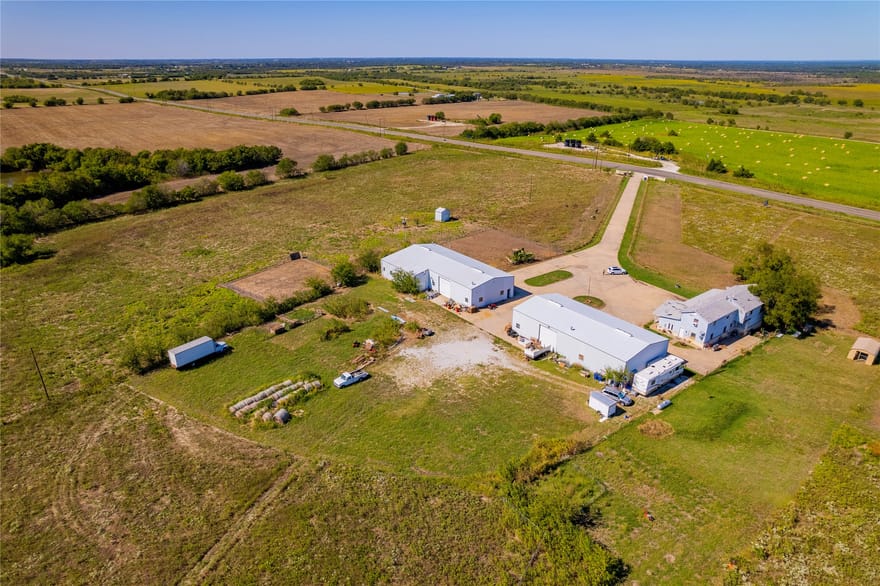 22534 State Highway 56, Southmayd, Texas