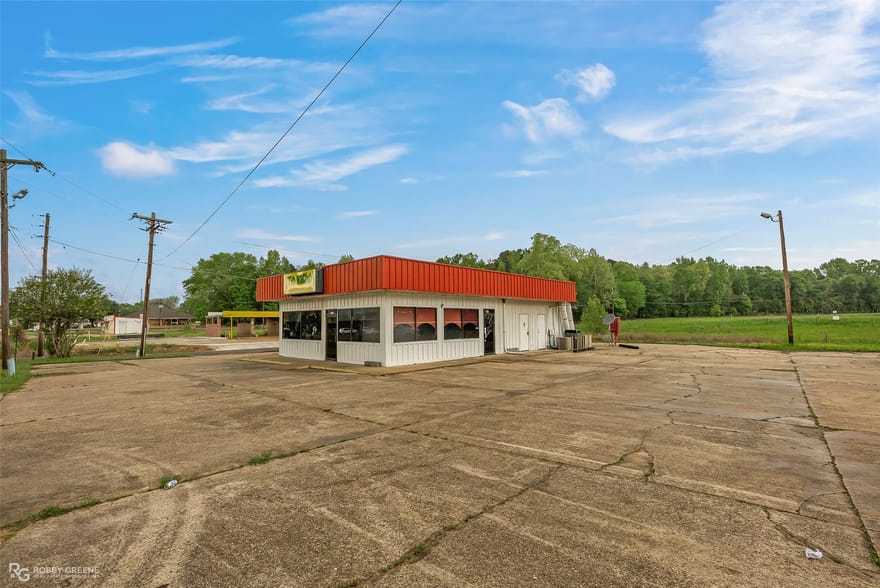 1100 Main Street, Logansport, Louisiana