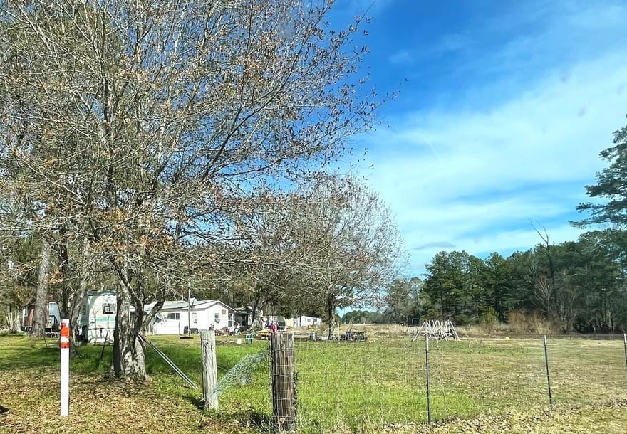 31 County Road 386 Off Fm 1725, Cleveland, Texas