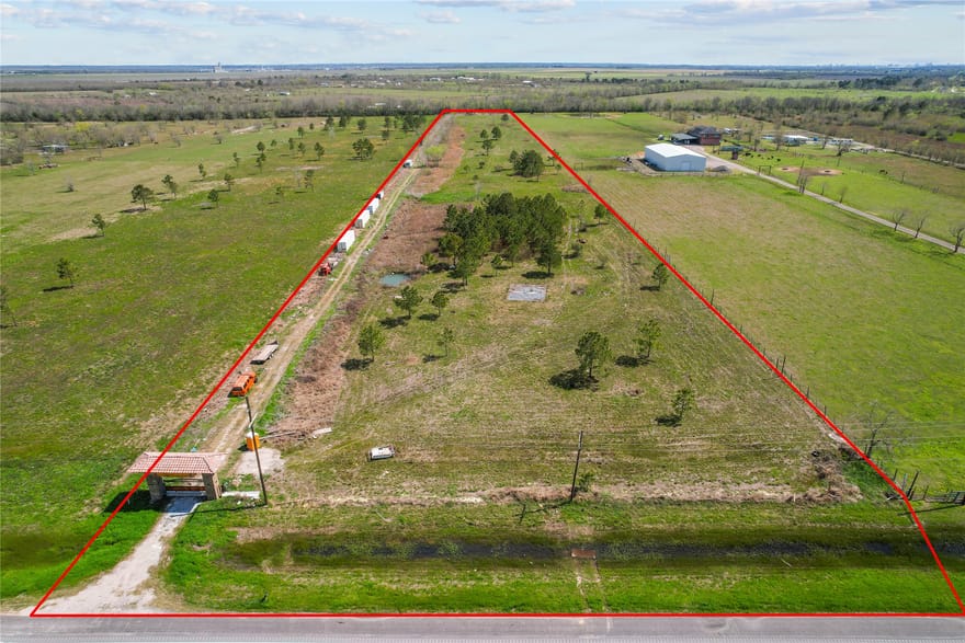 6301 Highway 90, Dayton, Texas