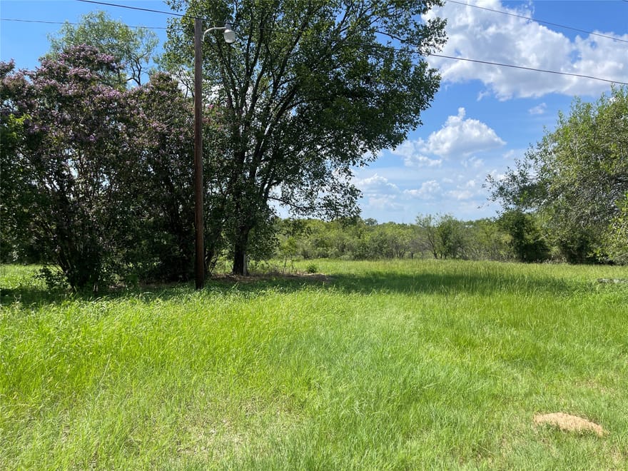 390 Bell Road, Seguin, Texas