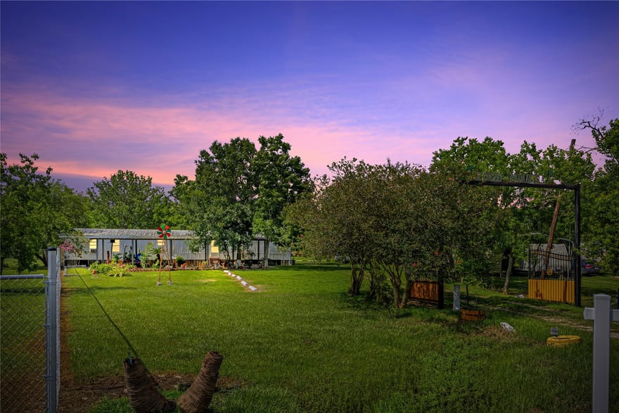 81 County Road 4904, Dayton, Texas
