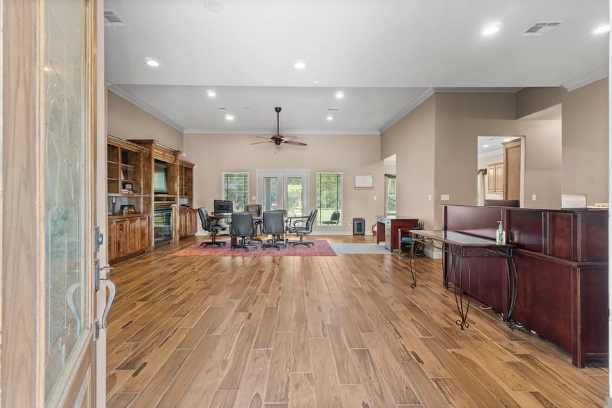 7839 Us Highway 190, Livingston, Texas