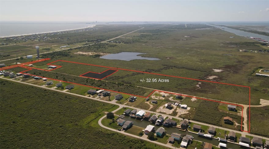 1133 E Bay Drive, Port Bolivar, Texas