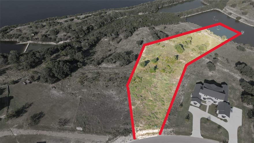 735 R C Luker Court, Granbury, Texas
