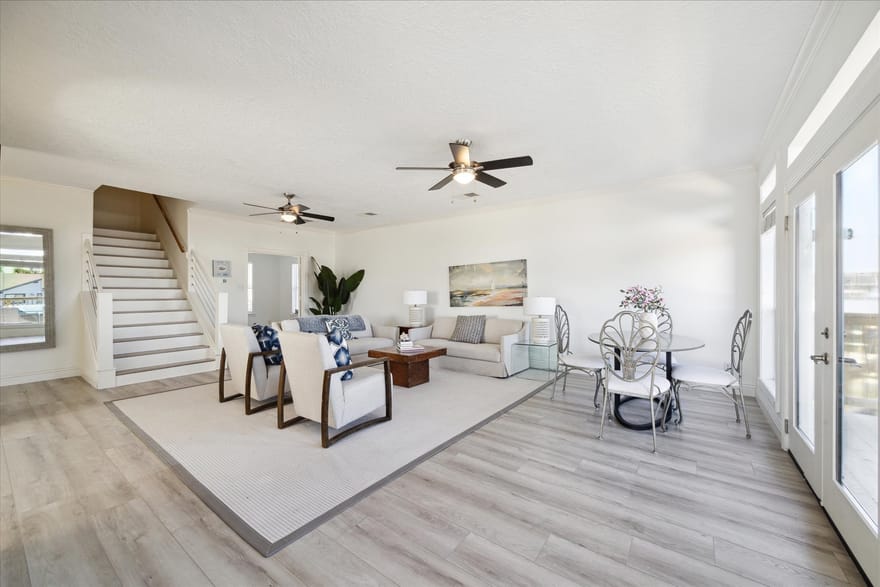 210 Easterly, Tiki Island, Texas