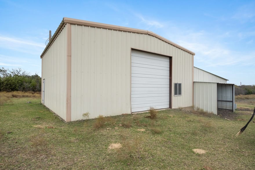 7307 Boswell Court, Lipan, Texas