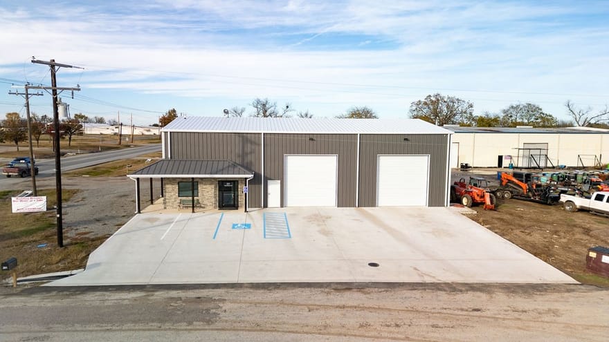 201 Industrial Street Highway, Bonham, Texas