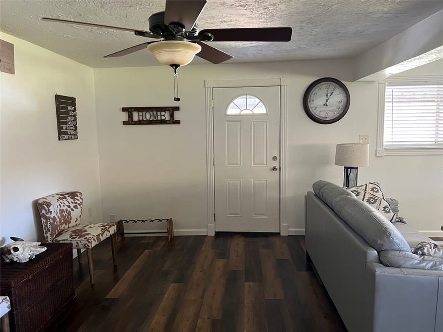2723 Fm 1010 Road, Cleveland, Texas