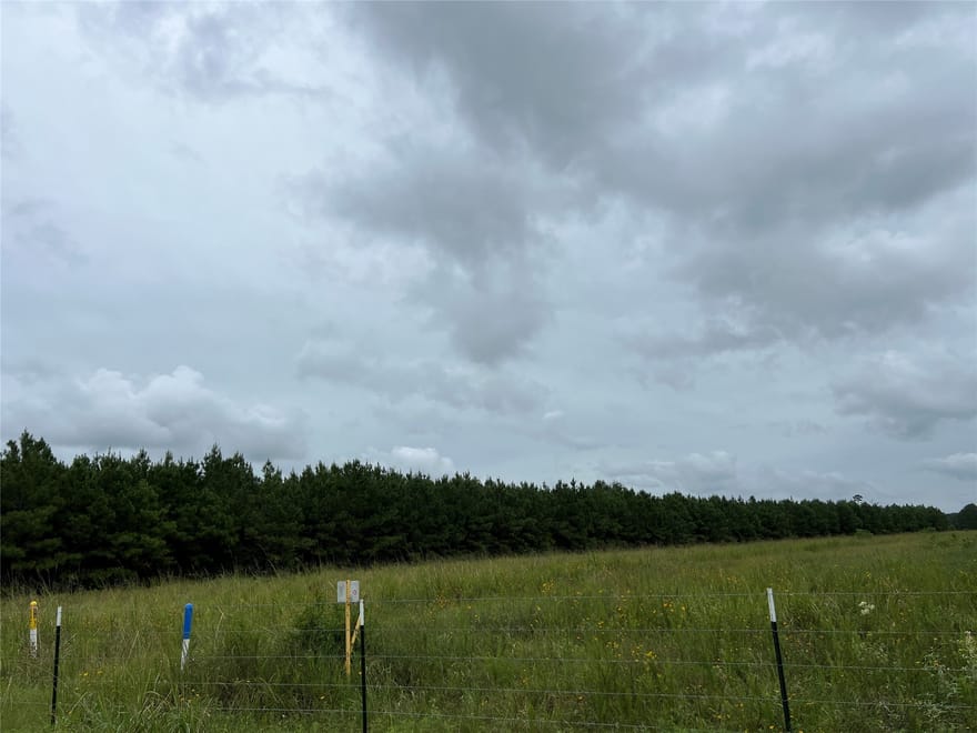 2 County Road 2204, Cleveland, Texas