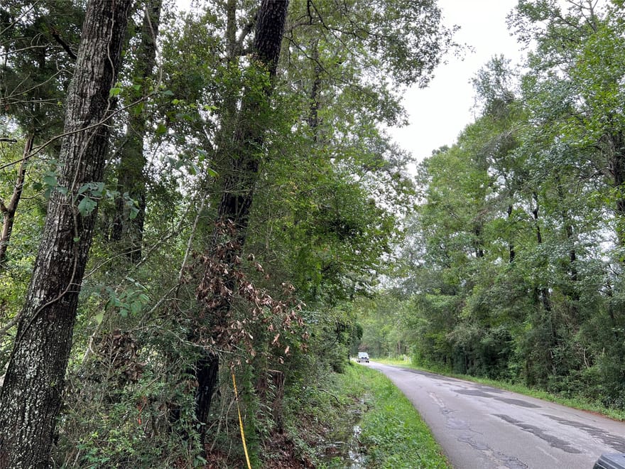2 County Road 2204, Cleveland, Texas
