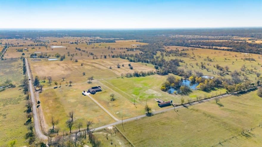 1310 County Road 3566, Dike, Texas