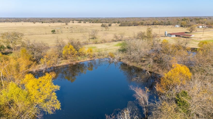 1310 County Road 3566, Dike, Texas