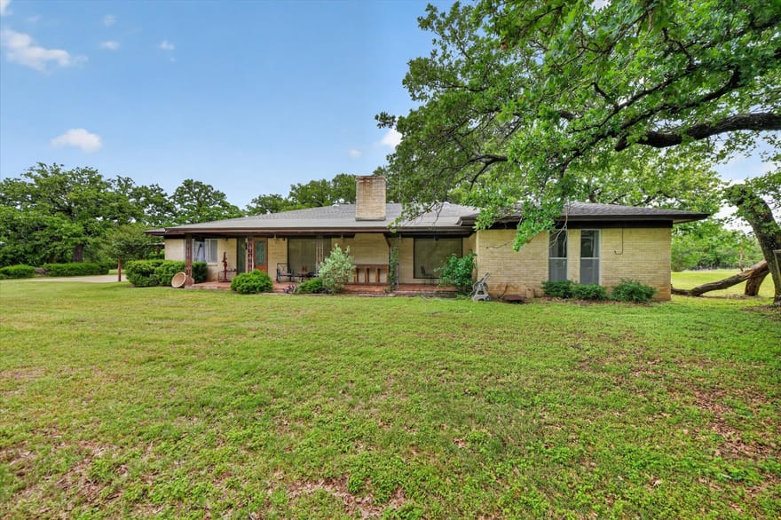 3225 Fm 731, Burleson, Texas