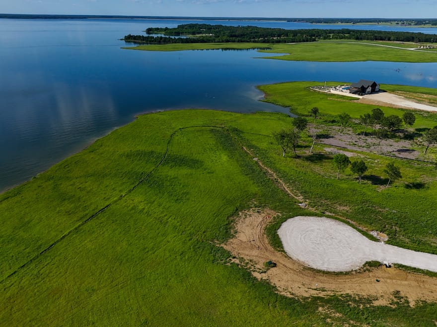 434 Harborside Terrace, Windom, Texas