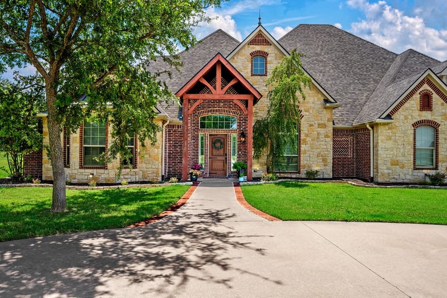 209 Chrissa Drive, Pottsboro, Texas