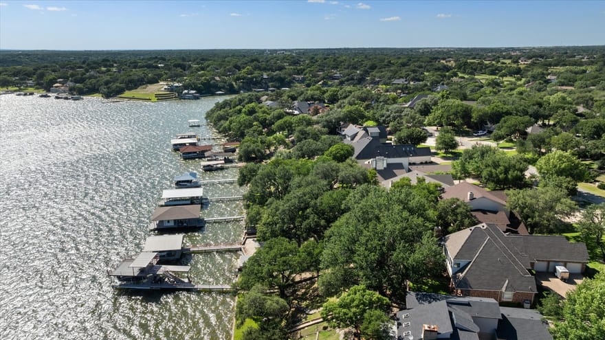 5202 Comanche Vista Trail, Granbury, Texas