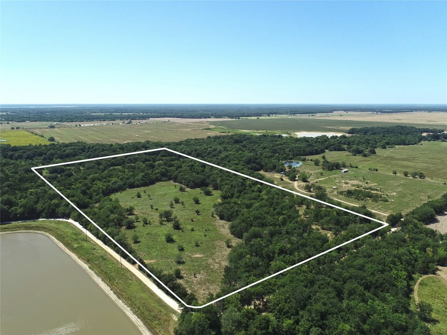 4005 County Rd 2825, Honey Grove, Texas