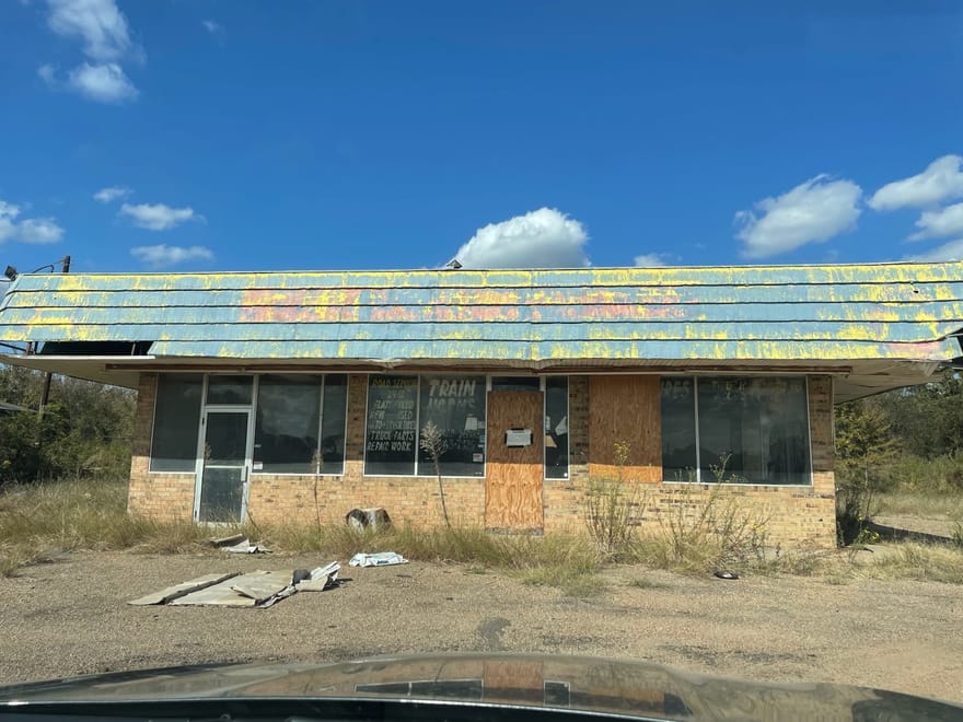 2822 Interstate Hwy 20, Van, Texas