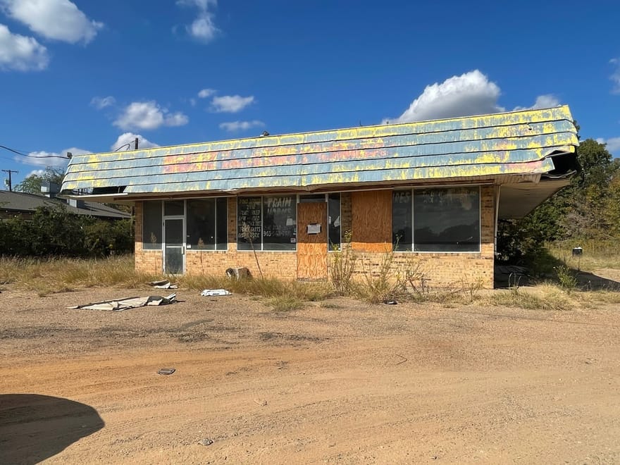 2822 Interstate Hwy 20, Van, Texas