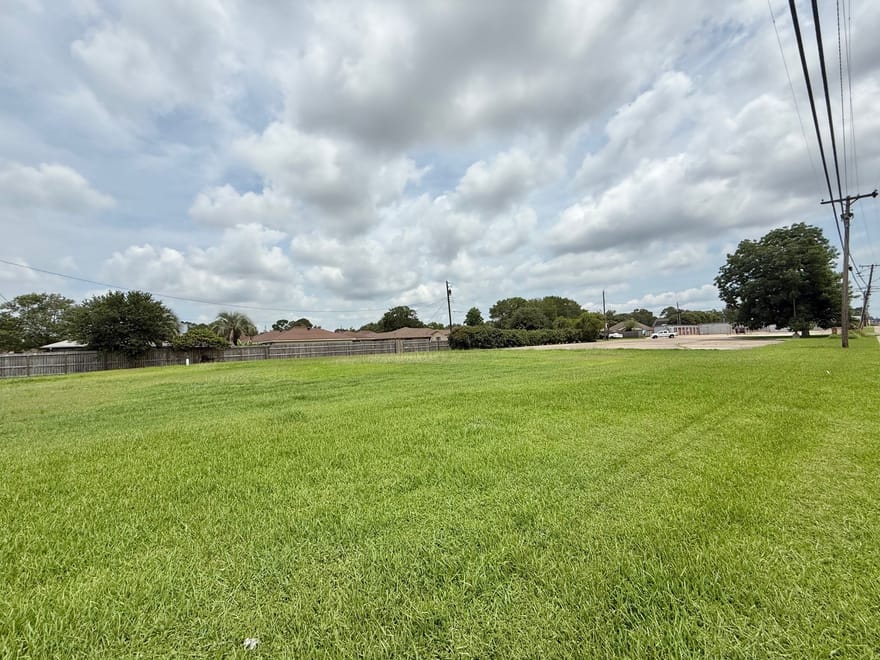 2702 Nall Street, Port Neches, Texas