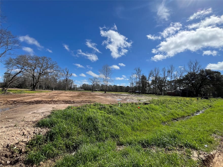 805 S Winfree Street, Dayton, Texas