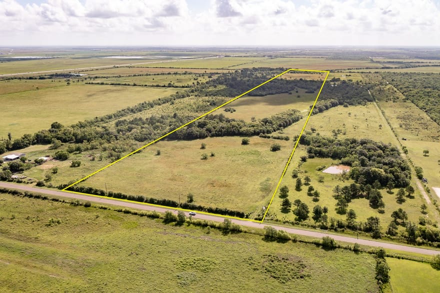 Fm 1724, Hankamer, Texas