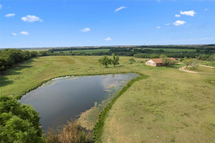 771 Hcr 2233, West, Texas