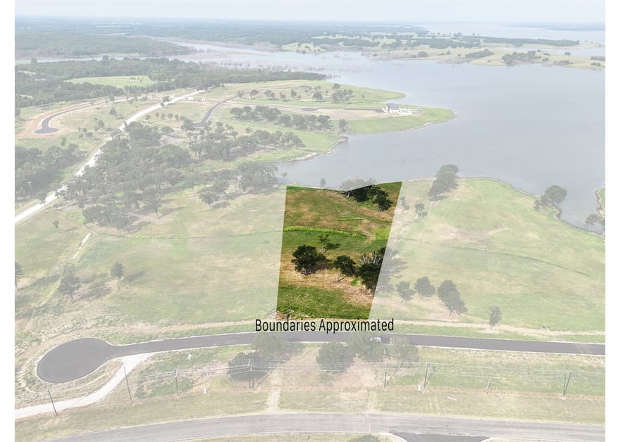 259 Lakeshore Terrace, Windom, Texas